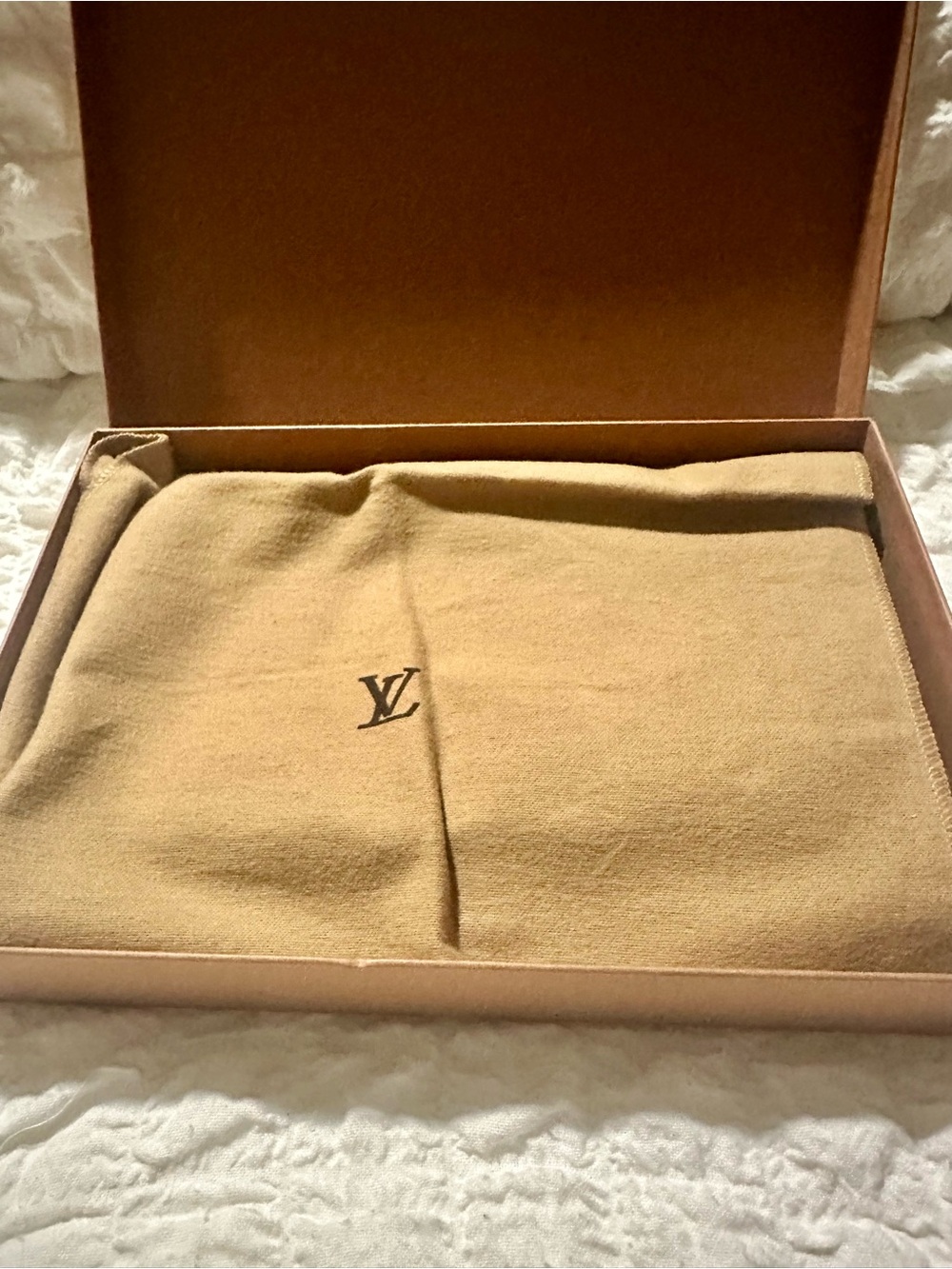 Louis Vuitton Black Epi Leather Pochette - COA 🎁🎁🎁giftable w box/bag🎁🎁🎁 - Picture 4 of 8